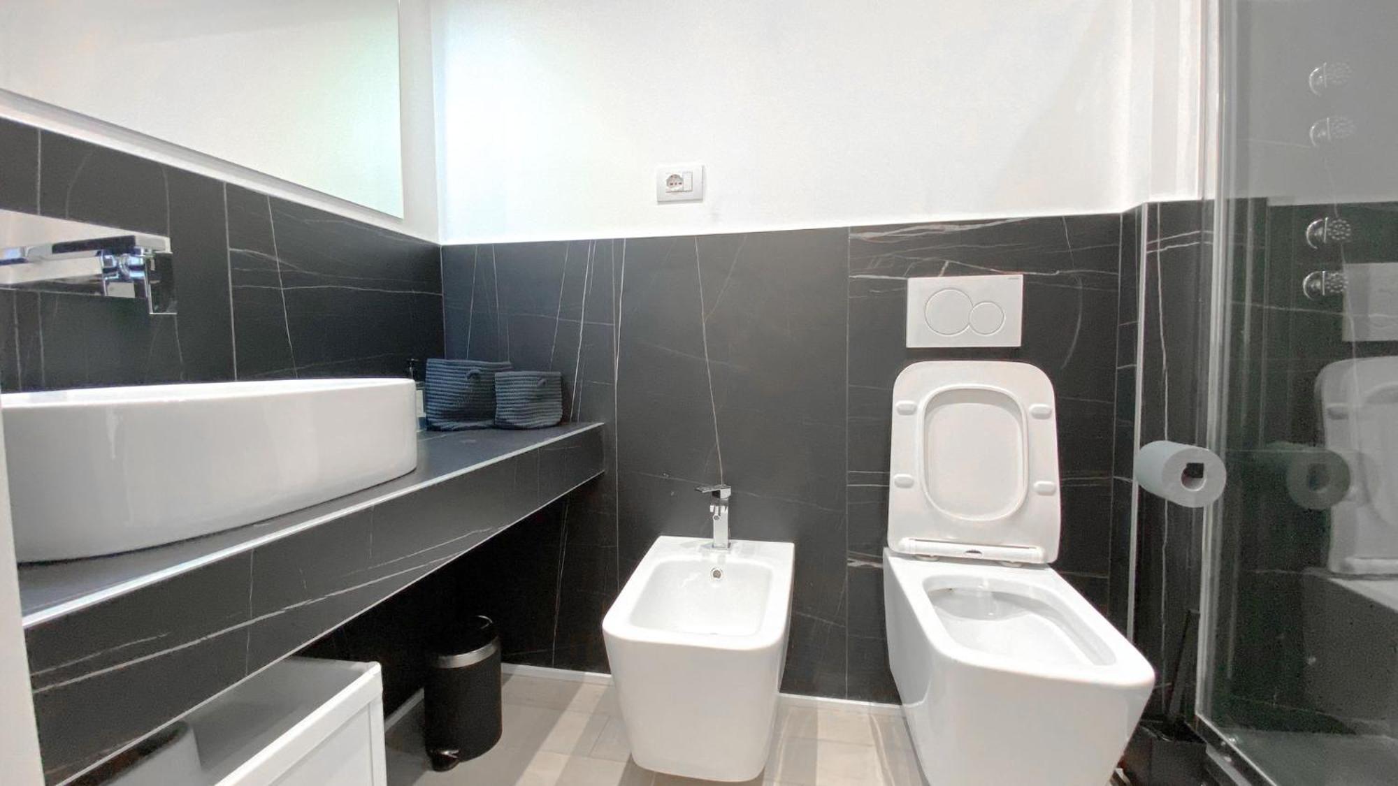 Cardano Suite - 5 Min From Central Station Milano Exterior foto